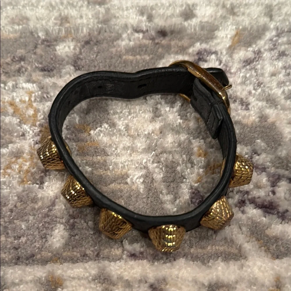 ✨HP✨ Balenciaga Bracelet - Picture 2 of 5